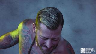 Hugh Hunter mergulha todas suas mãos no ânus de Teddy Bryce Hugh Hunter mergulha todas suas mãos no ânus de Teddy Bryce