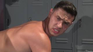 Nick Sterling e Josh Conners transando no vestiário Nick Sterling e Josh Conners transando no vestiário