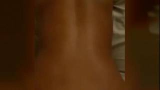 Grandes peitos naturais numa foda nesse vídeo amador Grandes peitos naturais numa foda nesse vídeo amador