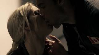 Colega de trabalho quer seu pênis duro