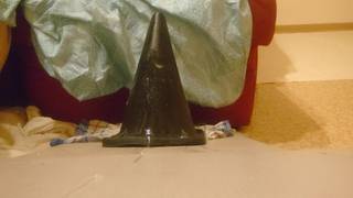 Prazer anal gay com um vibrador XXL