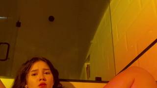 A garota da webcam Taylorhills se masturba A garota da webcam Taylorhills se masturba