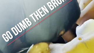 Três homens negros gays transam apaixonadamente