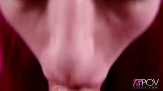 Natalie Stone se comporta como uma estudante mimada chupando pau Natalie Stone se comporta como uma estudante mimada chupando pau