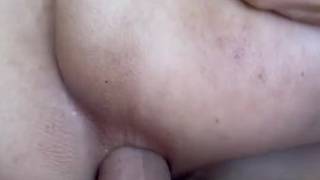 Esta bela Ladyboy especial fodeu sem cueca e com creampie Esta bela Ladyboy especial fodeu sem cueca e com creampie