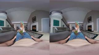 Domino Presley está feliz sendo penetrada por um homem em porno VR Domino Presley está feliz sendo penetrada por um homem em porno VR