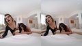 Trio com duas belas transexuais lindas e cheias de tesão em VR