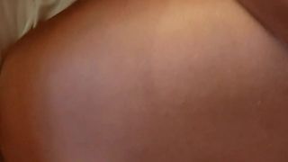 Duas garotas se agradando com chupadinha de buceta e fazendo fist fucking