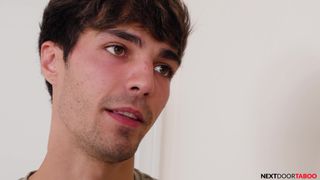 Ethan Tate quer o pau do seu meio-irmão Jacob Acosta na sua boca