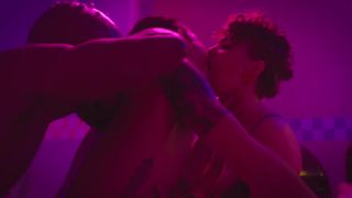 Bishop Black, Noir So e Catalina d'Aragó em um trio bissexual