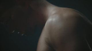 Lucy Huxley e Maximo Garcia fodem no celeiro deitados na palha