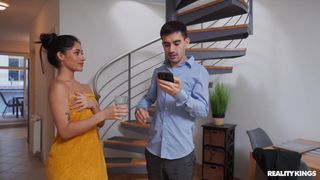 Carolina Guerrero rouba o namorado ao seu colega de quarto Jordi Polla